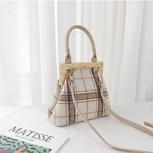 Load image into Gallery viewer, Korean Fashion Woolen Wood Clip Bag